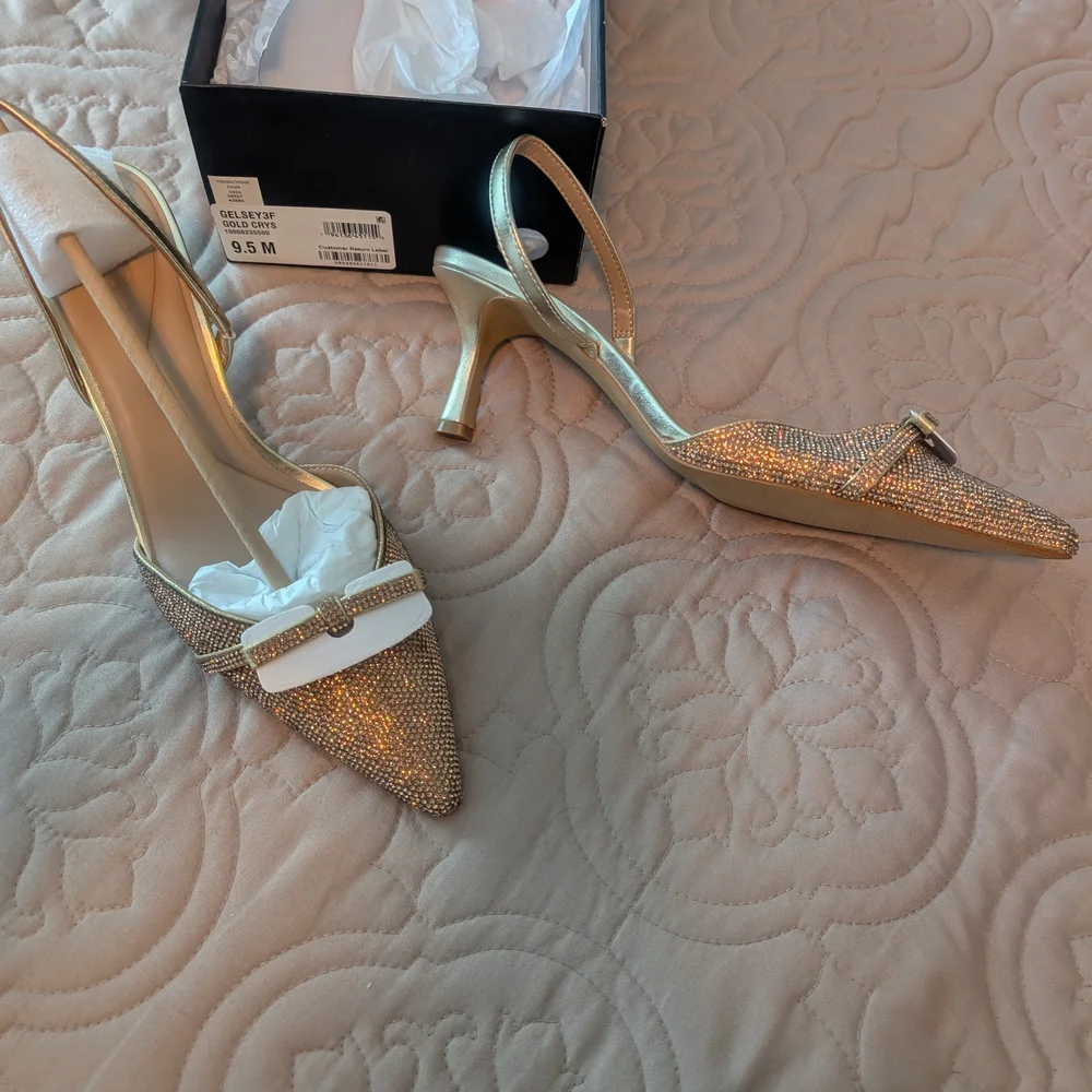 INC International Concepts Gold Slingback Heels - Picture 1 of 1